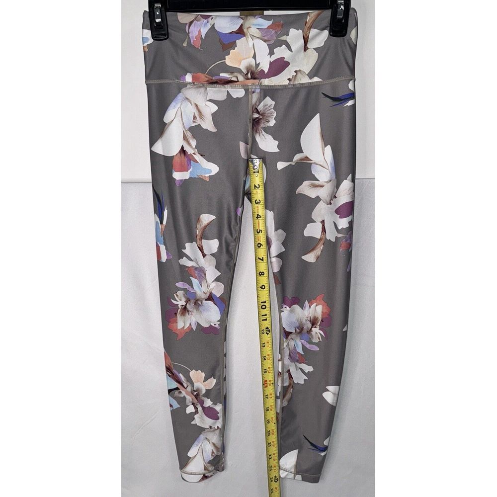 Lot of 2 - Athleta Womens Small Gray & Floral Stretch Leggings 7/8ths - Picture 7 of 11